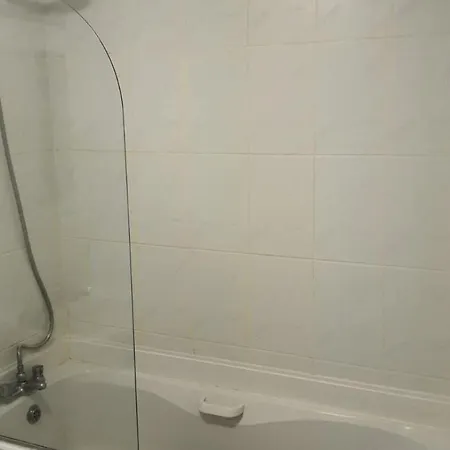 2 Bedroom 8 公寓 *